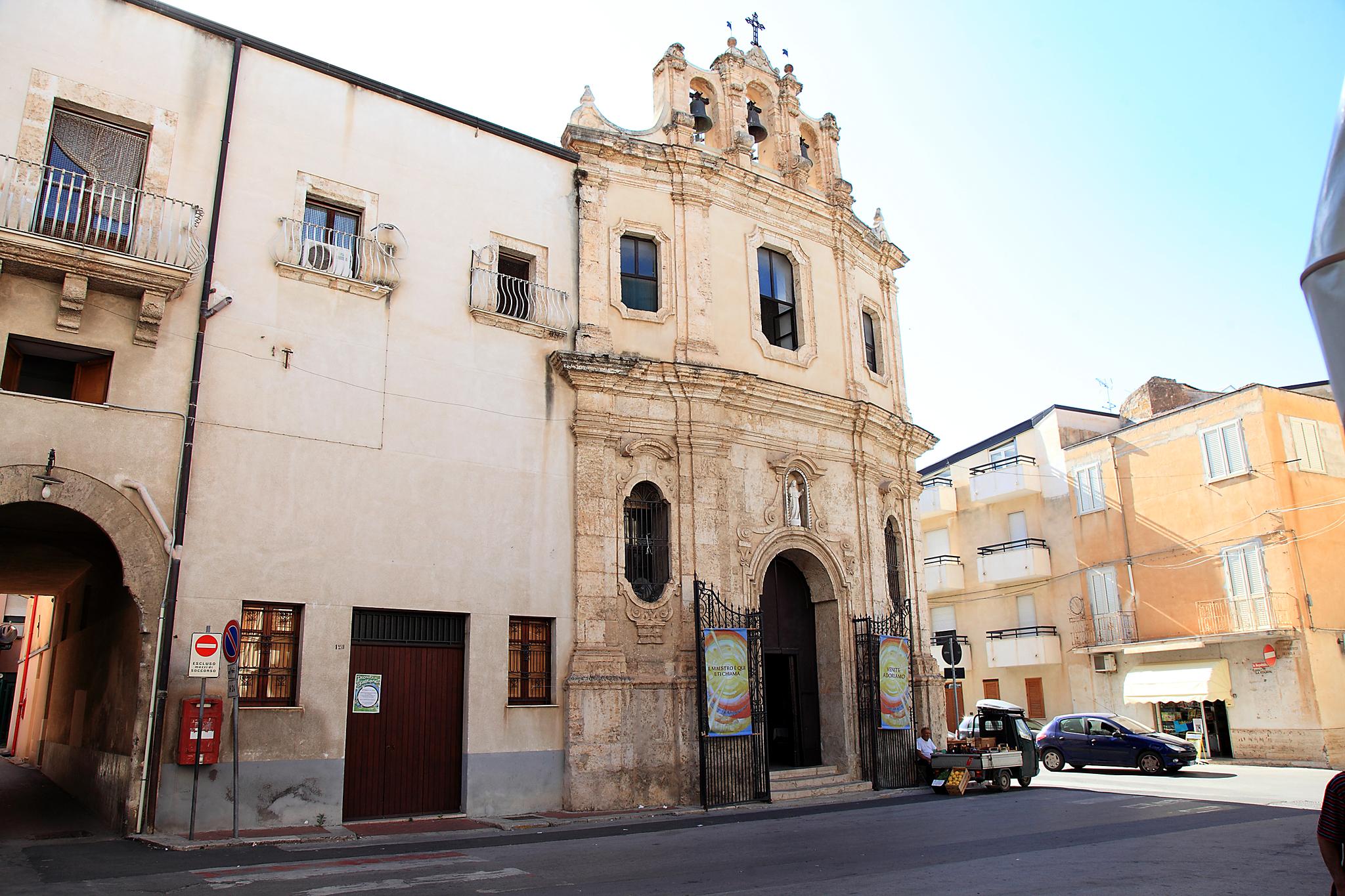 Chiesa del Santissimo Crocifisso o parrocchia S. Francesco di Paola