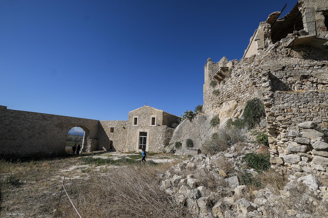 Castello di Calatubo